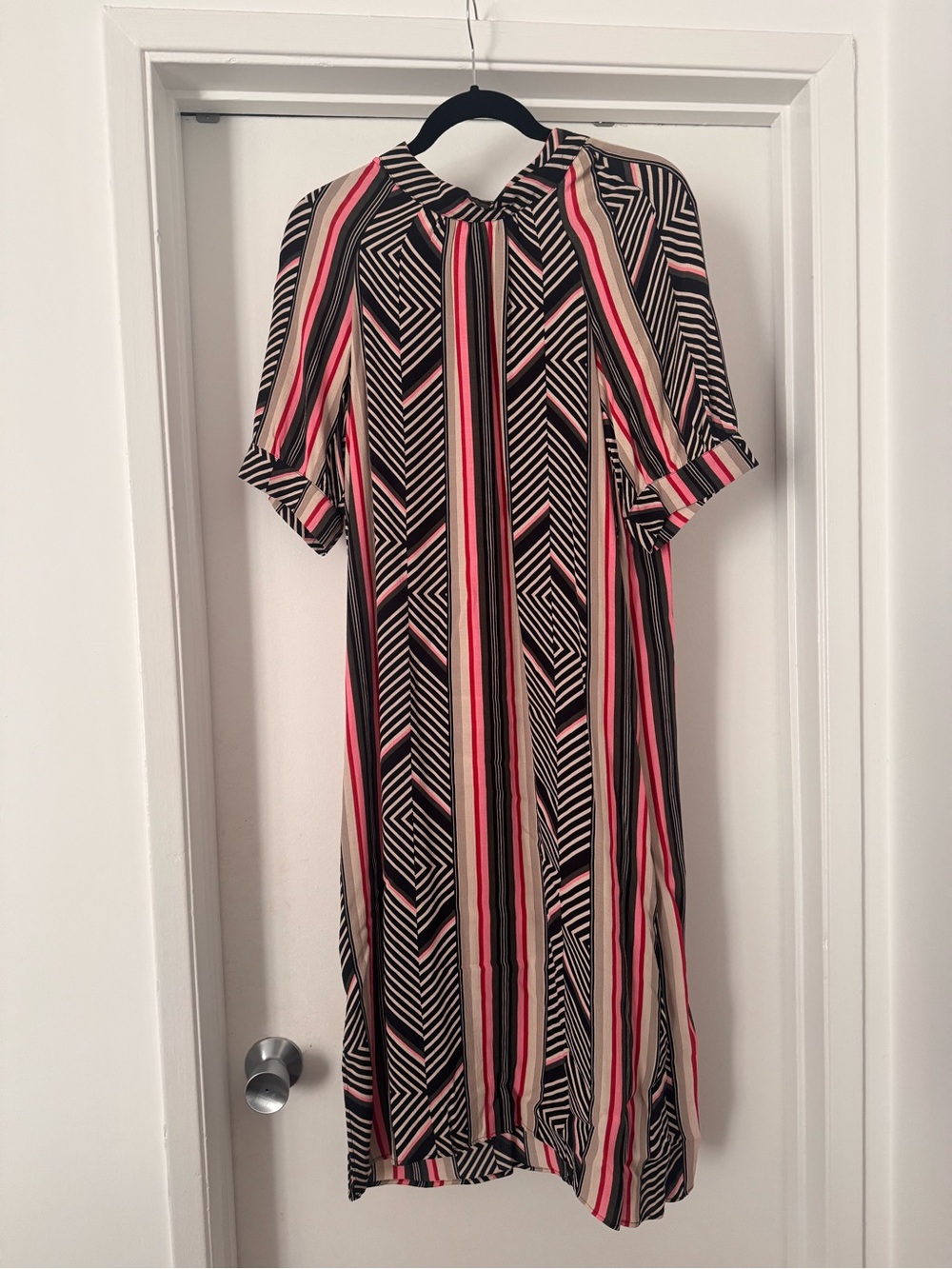 Anthropologie Geometric Stripe Shift Dress Pink Black Cream Short Sleeve